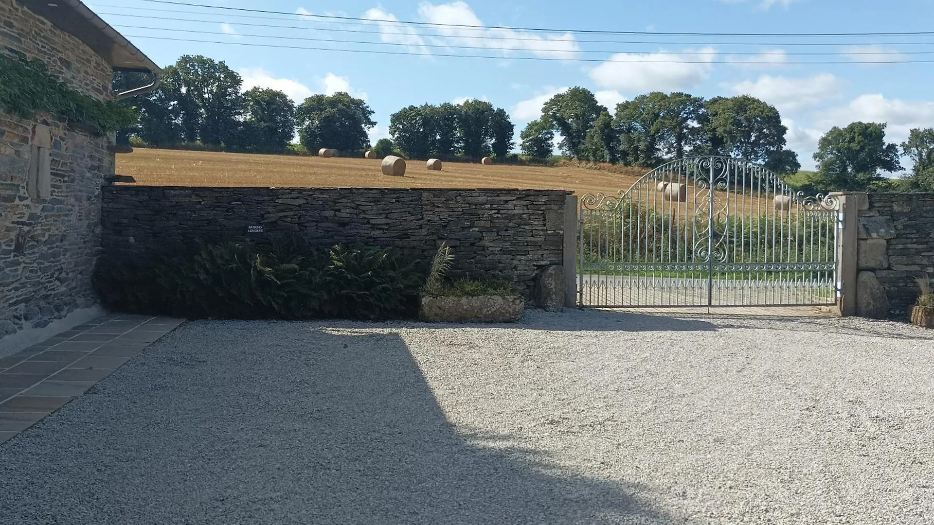 La Longere Du Manoir Villa Laniscat
